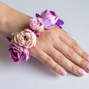 צמיד פרחים שורש