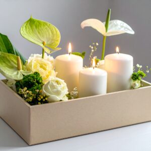 סידור פרחים ונרות מירי